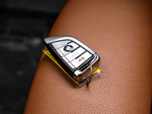 Used 2019 BMW 540i xDrive w/ M Sport Package image 62