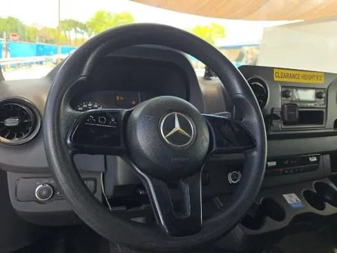 Used 2019 Mercedes-Benz Sprinter 170 image 7