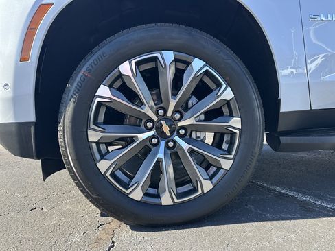 New 2026 Chevrolet Suburban High Country w/ Sun And Tow Package RWD image 13