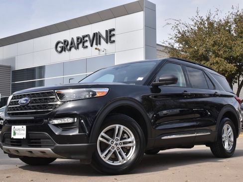 Used 2023 Ford Explorer XLT w/ Equipment Group 202A image 1