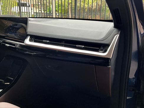 Used 2025 BMW X1 xDrive28i image 18