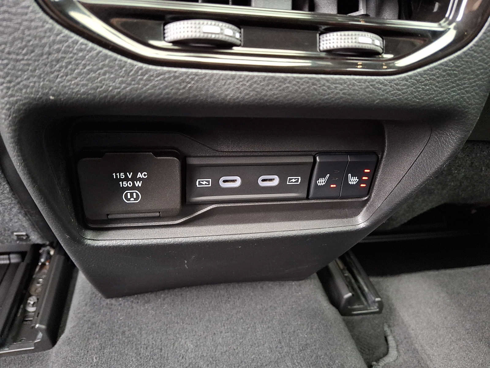 Used 2026 Jeep Grand Cherokee Limited AWD/4WD image 11