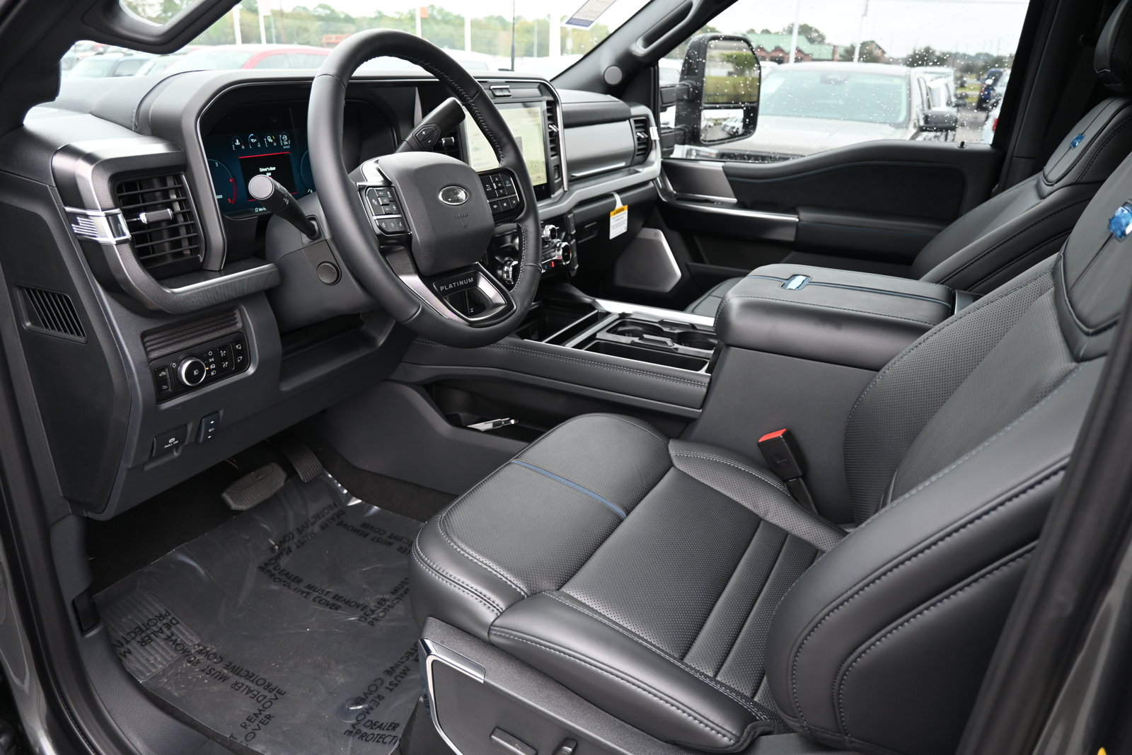 New 2026 Ford F250 Platinum w/ Tremor Off-Road Package AWD/4WD image 17