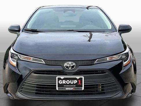 Used 2026 Toyota Corolla LE FWD image 4