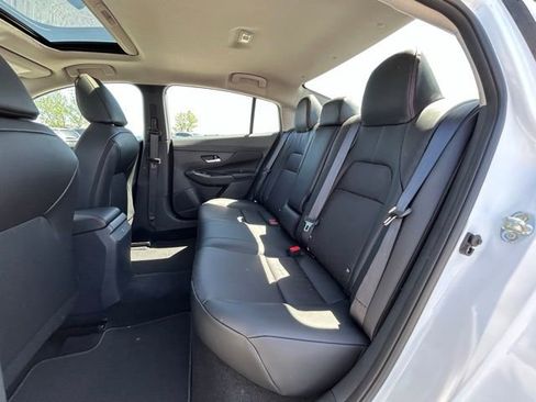 New 2026 Nissan Sentra SR FWD image 40