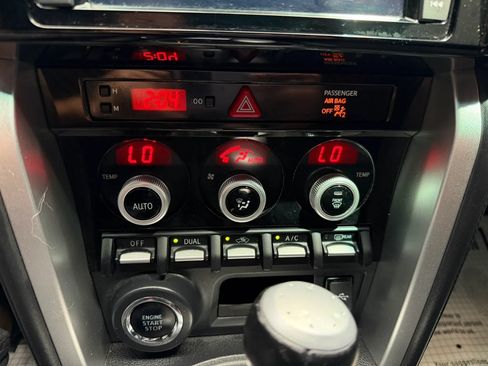 Used 2019 Subaru BRZ Limited RWD image 23