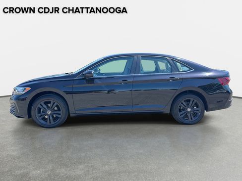 Used 2023 Volkswagen Jetta SE FWD image 8