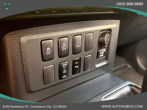 Used 2012 Toyota FJ Cruiser 4WD w/ Upgrade Pkg image 24