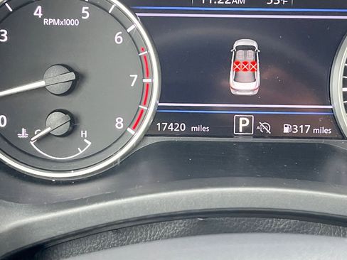 Used 2025 Nissan Sentra SV image 58