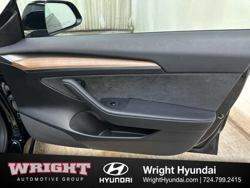 Used 2023 Tesla Model 3 Standard Range image 17