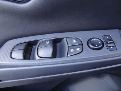 Used 2022 Nissan Sentra SV w/ All-Weather Package FWD image 14