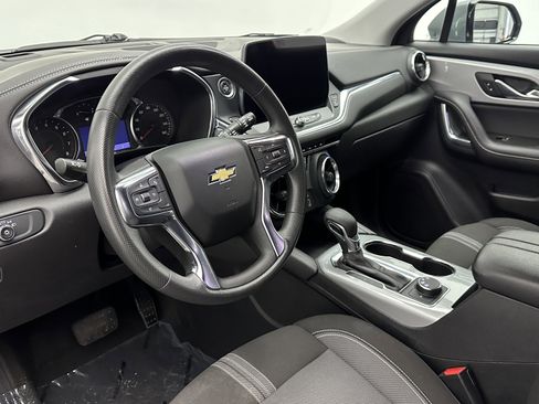 Used 2023 Chevrolet Blazer LT image 12
