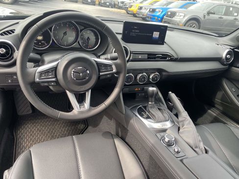 Used 2025 MAZDA MX-5 Miata Grand Touring w/ Weather Package image 11