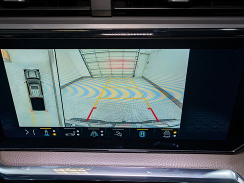 Used 2023 GMC Sierra 1500 Denali image 25