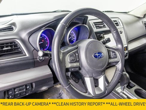 Used 2017 Subaru Outback 2.5i Premium image 5