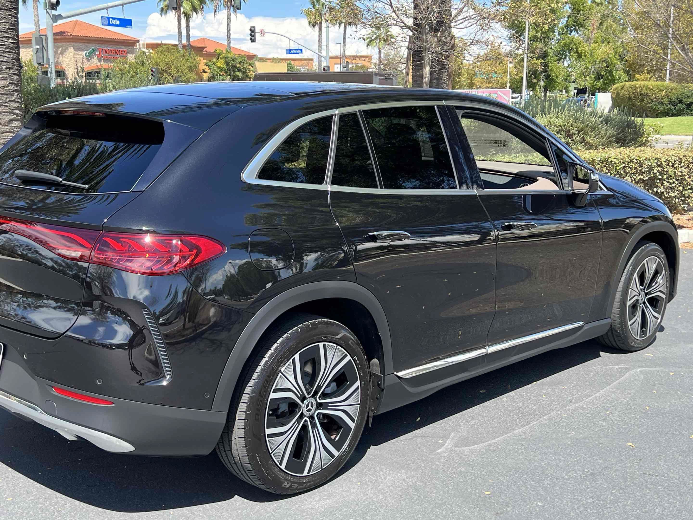 Used 2023 Mercedes-Benz EQE 350+ SUV image 45