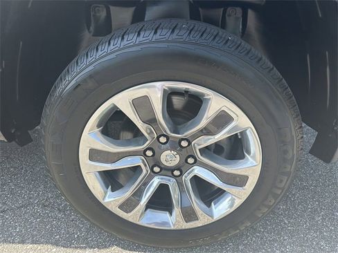 Used 2023 RAM 1500 Limited w/ Body Color Bumper Group image 19