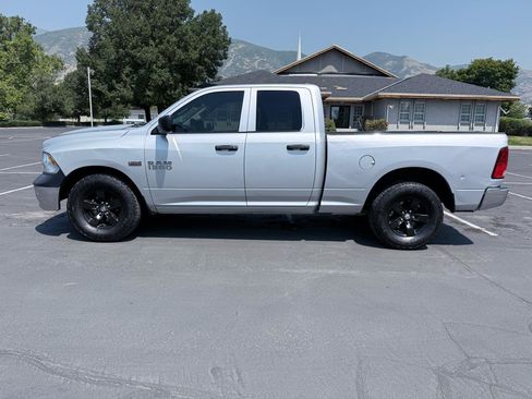 Used 2015 RAM 1500 Tradesman w/ Popular Equipment Group AWD/4WD image 2