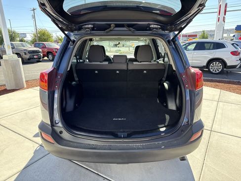 Used 2013 Toyota RAV4 XLE FWD image 6