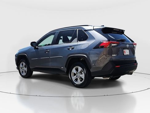 Certified 2023 Toyota RAV4 LE AWD/4WD image 7