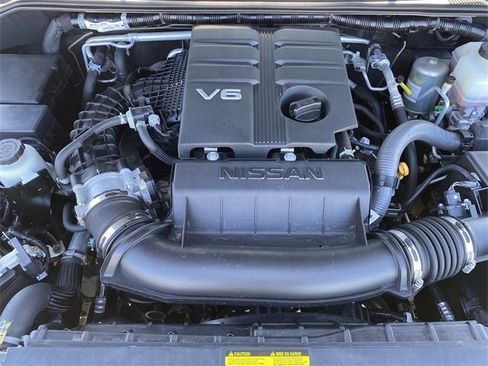 Used 2020 Nissan Frontier SV image 22