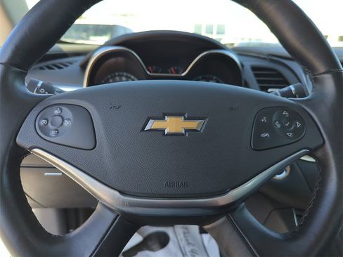 Used 2019 Chevrolet Impala LT image 43
