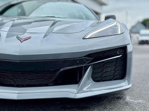 Used 2025 Chevrolet Corvette Z06 w/ Battery Protection Package image 31