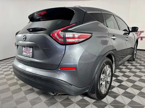 Used 2018 Nissan Murano S image 27