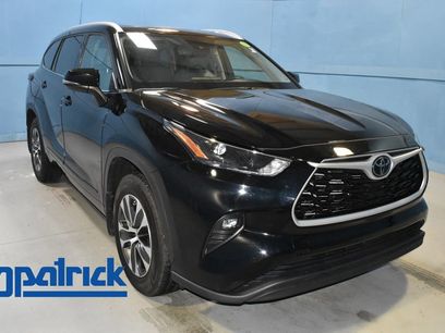 Used 2022 Toyota Highlander XLE