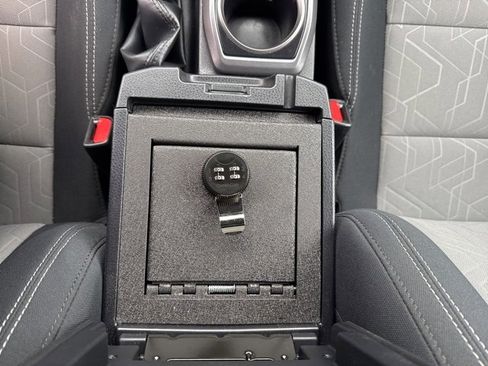 Used 2023 Toyota Tacoma TRD Off-Road image 24