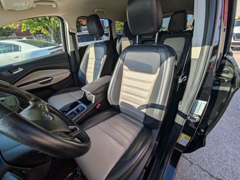 Used 2019 Ford Escape SEL FWD image 16