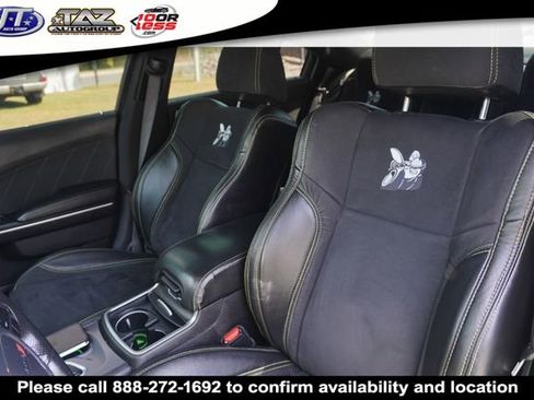 Used 2019 Dodge Charger Scat Pack RWD image 11