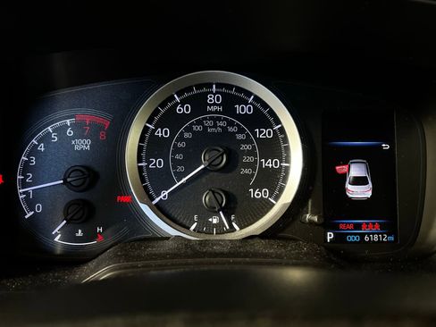 Used 2020 Toyota Corolla LE image 10