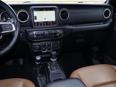 Used 2021 Jeep Wrangler Unlimited Sahara w/ Cold Weather Group image 12