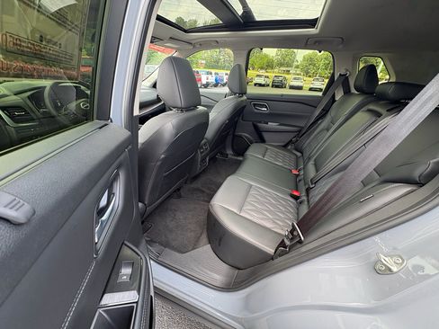 Used 2026 Nissan Rogue Platinum w/ Platinum Premium Package AWD/4WD image 21