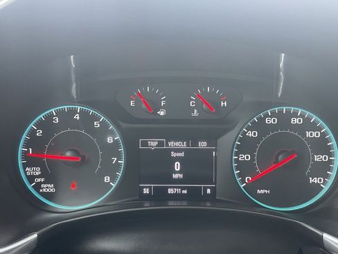 Certified 2018 Chevrolet Equinox LT image 43