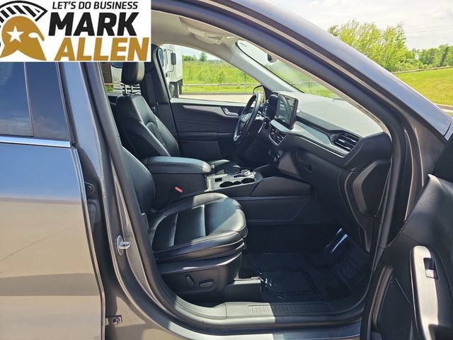 Used 2024 Ford Escape Platinum AWD/4WD image 27