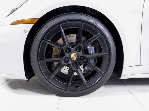 Certified 2026 Porsche 911 Carrera RWD image 27