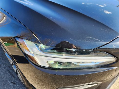 Used 2019 Volvo S90 T6 Momentum image 4