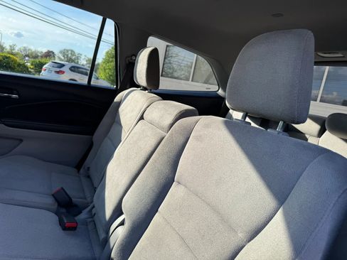 Used 2019 Honda Pilot EX image 38