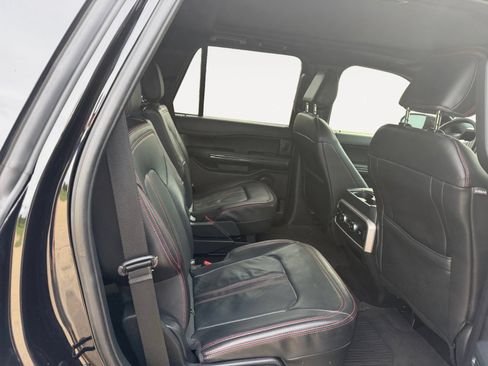 Used 2023 Ford Expedition Limited AWD/4WD image 13