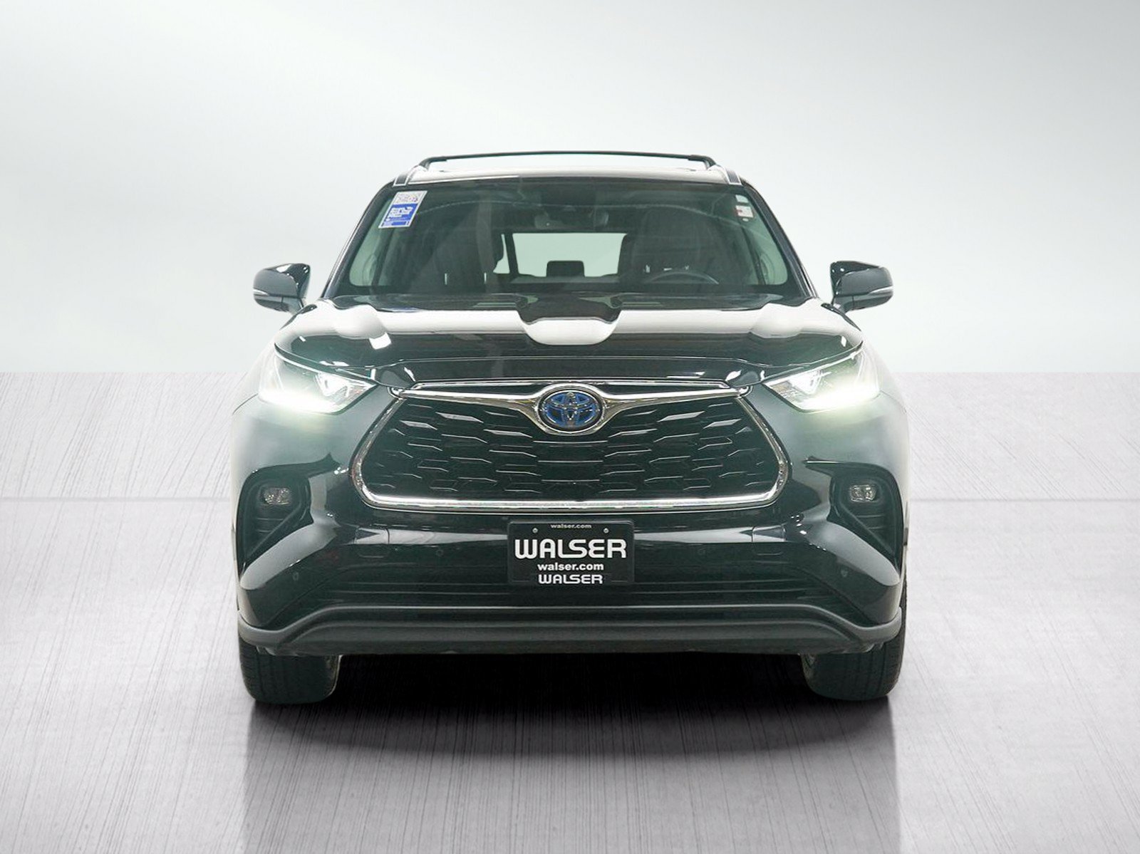 Used 2023 Toyota Highlander Limited AWD/4WD image 9