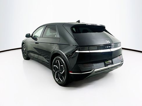 Used 2024 Hyundai Ioniq 5 SEL image 5