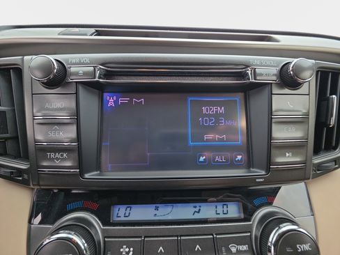 Used 2013 Toyota RAV4 XLE AWD/4WD image 22