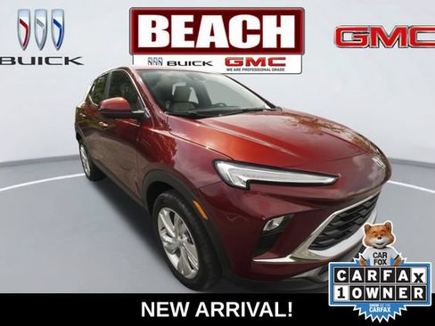 Used 2024 Buick Encore GX Preferred AWD/4WD image 1