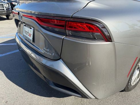 Used 2023 Toyota Mirai w/ Advanced Technology Package RWD image 9