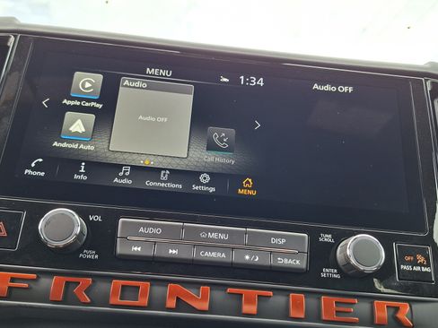 New 2026 Nissan Frontier PRO-4X w/ Tow Package AWD/4WD image 9