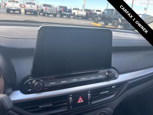 Used 2023 Kia Forte LXS w/ LXS Technology Package image 7