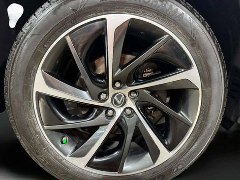 Used 2018 Lexus RX 450h w/ Luxury Package image 36