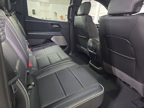 New 2025 GMC Sierra EV Denali image 11